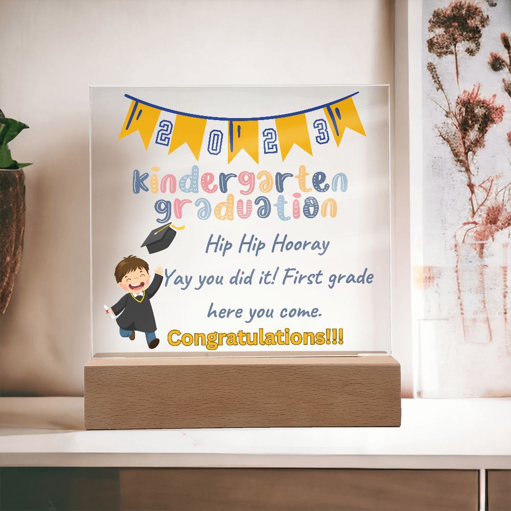 KINDERGARTEN GRADUATION, SQUARE ACRYLIC PLAQUE