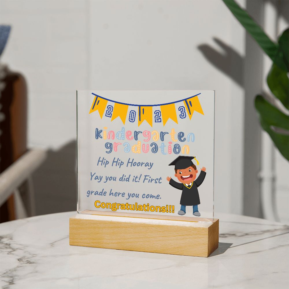 KINDERGARTEN GRADUATION, SQUARE ACRYLIC PLAQUE