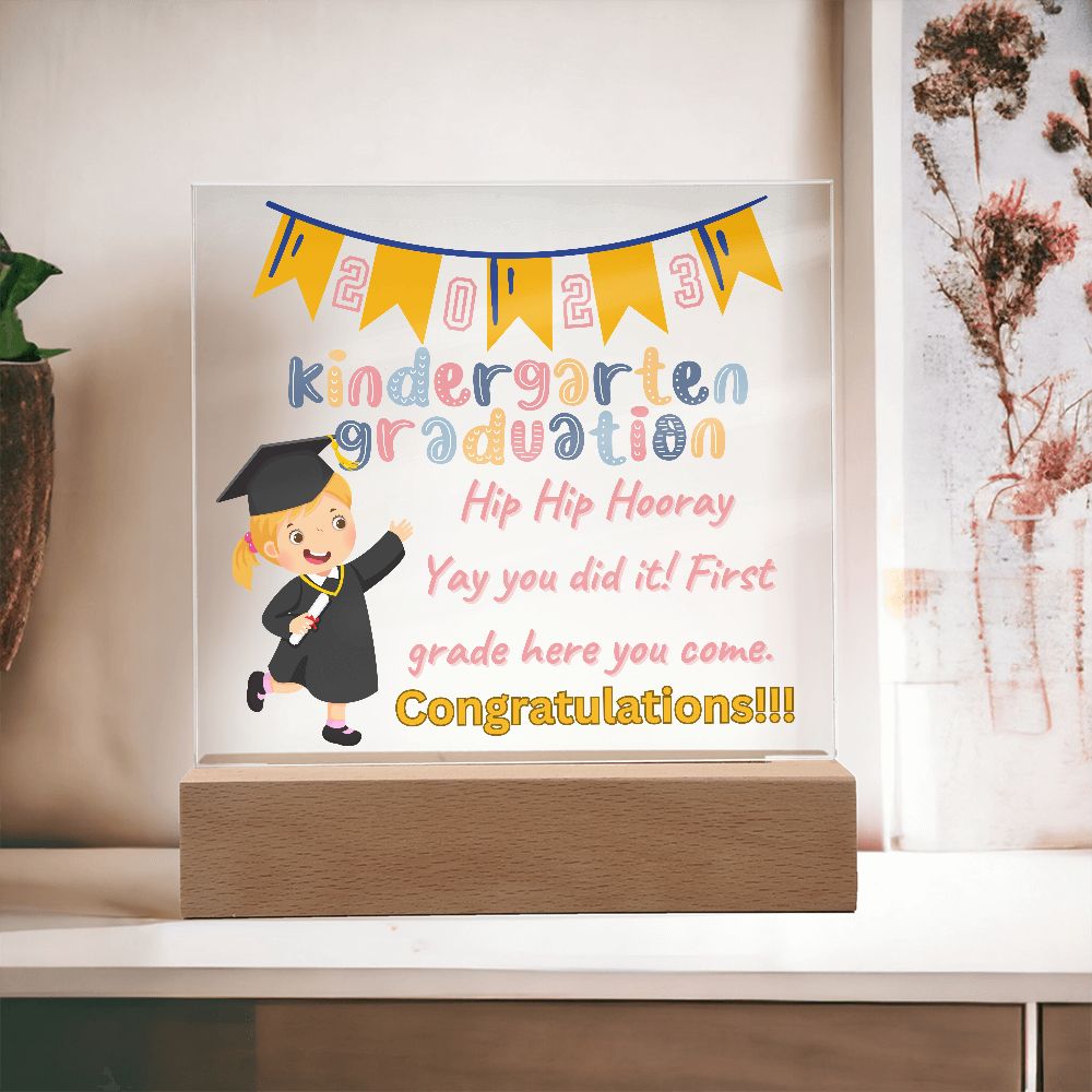 KINDERGARTEN GRADUATION, SQUARE ACRYLIC PLAQUE